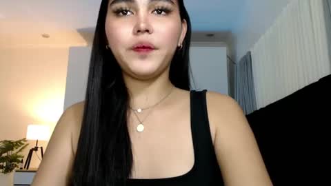 Snapshot of fallfromabove chatting on 01-12-26, 01:38 Belly Conklin online show from 01-12-26, 01:38