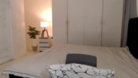 Snapshot of fallfromabove chatting on 02-17-26, 11:55 Belly Conklin online show from 02-17-26, 11:55