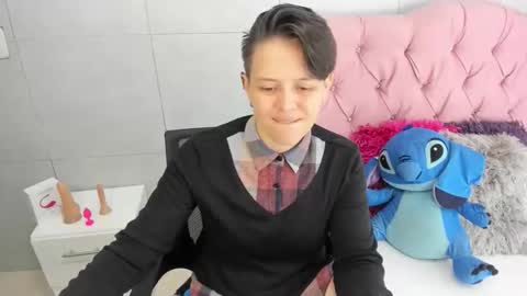 FANNY online show from 11-28-25, 07:05