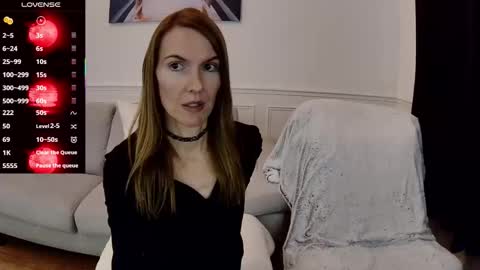 Snapshot of fanny_posy chatting on 10-16-25, 10:44 Fanny online show from 10-16-25, 10:44