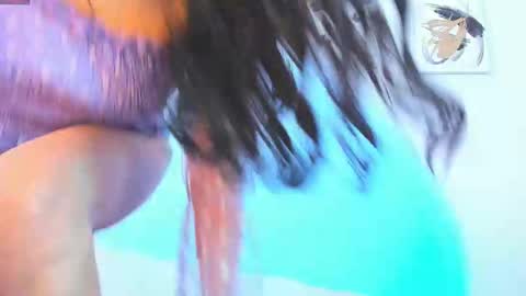 Snapshot of fantastic_asians2 chatting on 09-18-25, 08:55 Ale online show from 09-18-25, 08:55