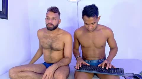 Snapshot of fantastic_couple_mens_ chatting on 09-17-25, 08:05 Andres online show from 09-17-25, 08:05