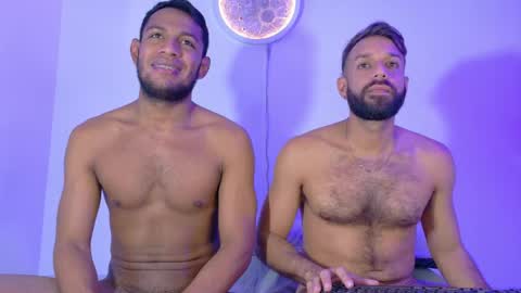 Snapshot of fantastic_couple_mens_ chatting on 10-03-25, 07:16 Andres online show from 10-03-25, 07:16