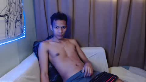 Snapshot of fantasy_davidxx chatting on 11-02-25, 12:02 David online show from 11-02-25, 12:02