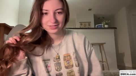 Snapshot of fantasyella chatting on 01-01-25, 05:33 Ella online show from 01-01-25, 05:33