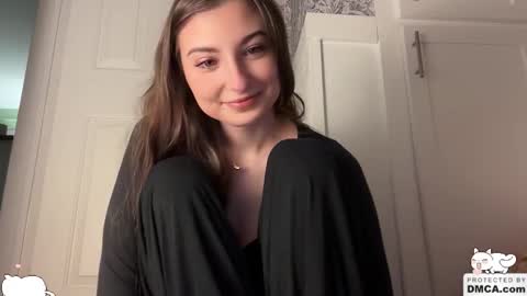 Snapshot of fantasyella chatting on 02-05-26, 04:50 Ella online show from 02-05-26, 04:50