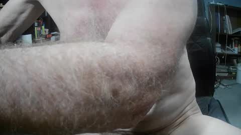 Snapshot of fantasyresort chatting on 10-04-25, 03:26 fantasyresort online show from 10-04-25, 03:26