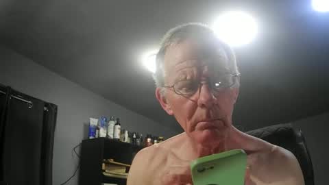 fantasyresort online show from 04-28-26, 03:00