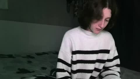 Kira online show from 05-02-26, 12:37