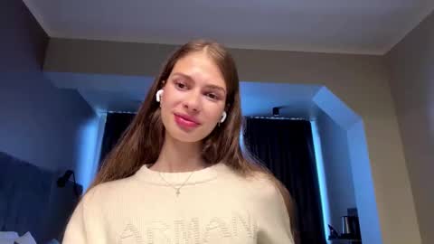 Luna online show from 10-24-25, 07:16