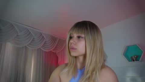 Snapshot of farahh_magdaly chatting on 11-04-25, 12:04 Farah online show from 11-04-25, 12:04