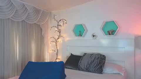 Snapshot of farahh_magdaly chatting on 11-15-25, 12:13 Farah online show from 11-15-25, 12:13