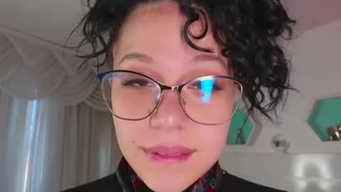 Snapshot of farahh_magdaly chatting on 11-29-25, 12:08 Farah online show from 11-29-25, 12:08