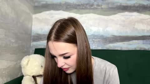 Anna Scovich online show from 11-14-25, 01:10