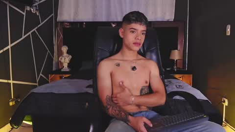 Snapshot of farid_jake_ chatting on 01-11-25, 06:03 farid_jake_ online show from 01-11-25, 06:03