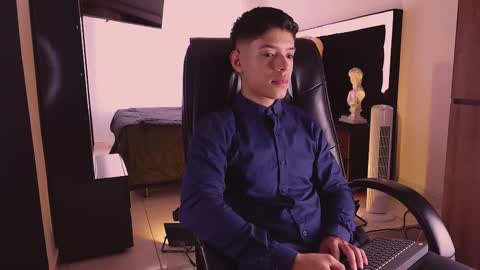 Snapshot of farid_jake_ chatting on 10-02-25, 07:43 farid_jake_ online show from 10-02-25, 07:43