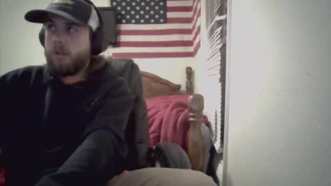 Snapshot of farmboy2398 chatting on 02-26-25, 11:26 farmboy2398 online show from 02-26-25, 11:26