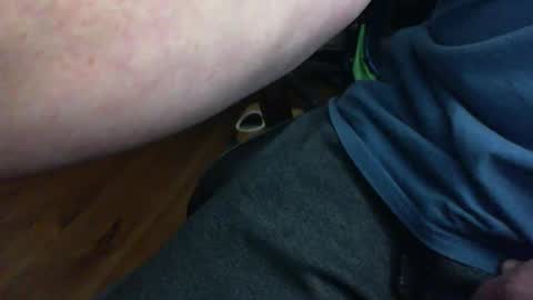 Snapshot of farmershawn chatting on 12-19-24, 01:51 Shawn online show from 12-19-24, 01:51
