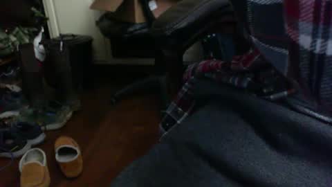 Snapshot of farmershawn chatting on 01-02-25, 12:35 Shawn online show from 01-02-25, 12:35
