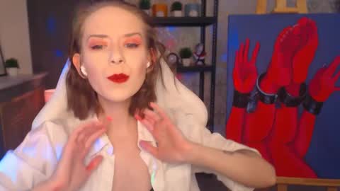 Fascinating   Eyes online show from 01-18-25, 11:22