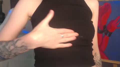 Fascinating   Eyes online show from 09-23-25, 06:22