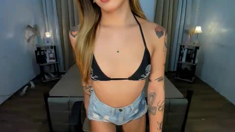 Snapshot of fascinatingtransvalerie chatting on 10-03-25, 12:35 fascinatingtransvalerie online show from 10-03-25, 12:35