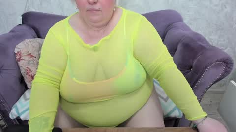 fashiona online show from 02-22-25, 03:01