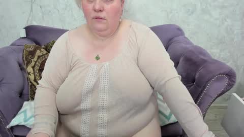 fashiona online show from 02-27-25, 03:47