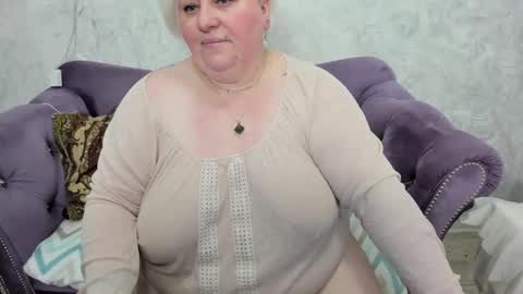 fashiona online show from 03-01-25, 12:39