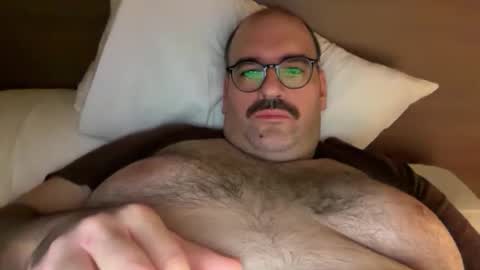 Snapshot of fatandfurry chatting on 10-23-25, 04:12 Mammouth online show from 10-23-25, 04:12