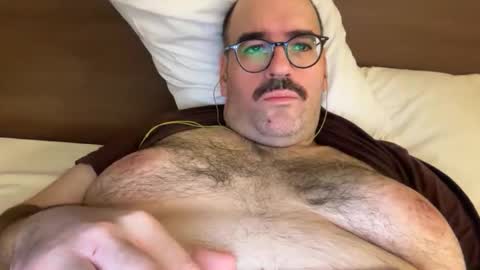 Snapshot of fatandfurry chatting on 10-23-25, 08:29 Mammouth online show from 10-23-25, 08:29