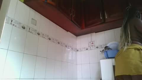 Winnie online show from 02-24-25, 12:16