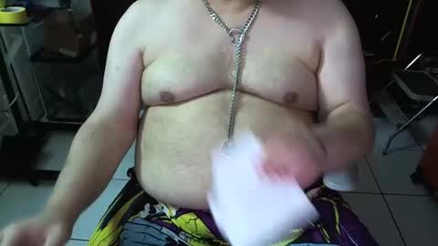 Snapshot of fatdaddycam chatting on 03-15-26, 04:02 Fat Daddy online show from 03-15-26, 04:02