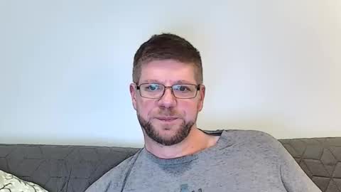 Snapshot of fattenmenow chatting on 11-21-25, 11:25 fattenmenow online show from 11-21-25, 11:25