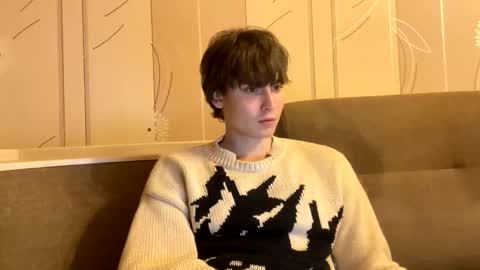 Snapshot of faustfrost chatting on 09-25-25, 05:16 Faust online show from 09-25-25, 05:16