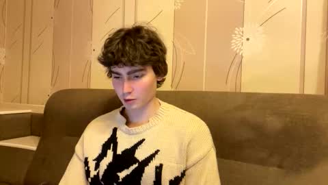 Snapshot of faustfrost chatting on 10-09-25, 04:27 Faust online show from 10-09-25, 04:27