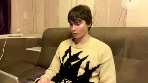 Snapshot of faustfrost chatting on 10-10-25, 04:17 Faust online show from 10-10-25, 04:17