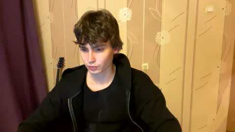 Snapshot of faustfrost chatting on 10-30-25, 12:12 Faust online show from 10-30-25, 12:12