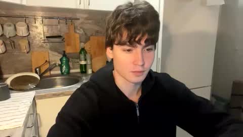 Snapshot of faustfrost chatting on 11-27-25, 01:24 Faust online show from 11-27-25, 01:24