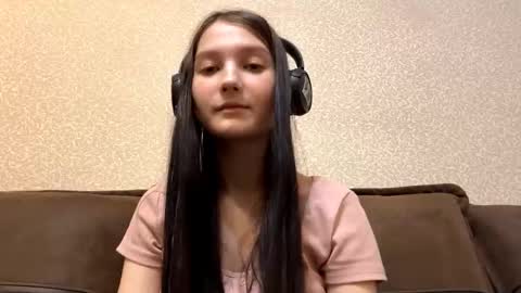 Snapshot of faustinabartosh chatting on 12-02-25, 09:14 Aurora 18yo online show from 12-02-25, 09:14