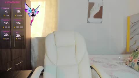 Snapshot of faver_1 chatting on 10-03-25, 12:24 Faver online show from 10-03-25, 12:24