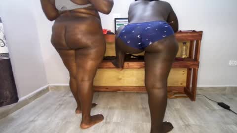 favgal online show from 02-26-25, 01:52