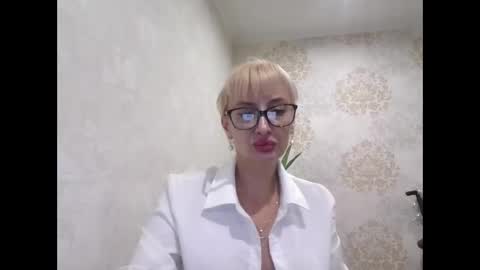 favorite_angel online show from 12-29-24, 04:48