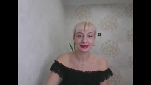 favorite_angel online show from 01-12-25, 07:31