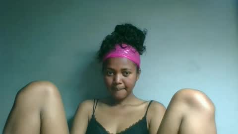 fayence09 online show from 09-25-25, 07:17