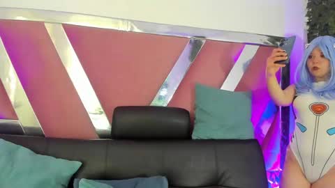 Fayevalentiine online show from 04-22-26, 07:37