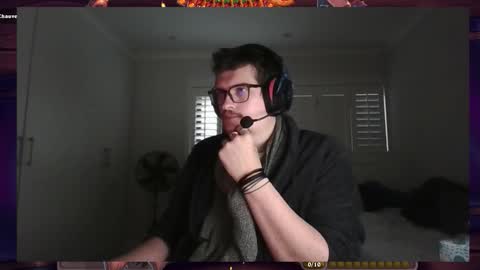 Snapshot of fear_inoculum chatting on 09-18-25, 04:09 Fear online show from 09-18-25, 04:09