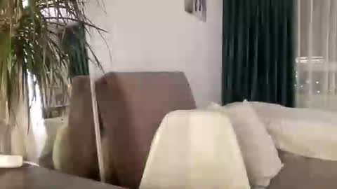 Snapshot of fedariss chatting on 12-17-25, 08:37 Fedariss online show from 12-17-25, 08:37