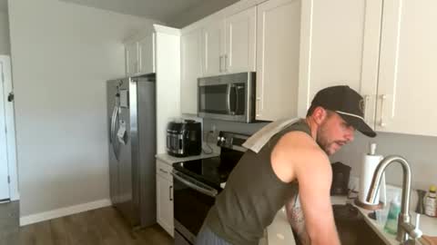 Ethan Slayher online show from 06-10-26, 07:57