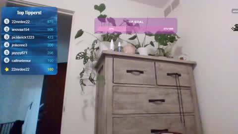 Soley online show from 02-06-25, 07:45